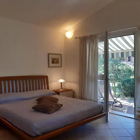 Capoliveri -lacona 80m From Beach-ac-wifi- Parking-garden