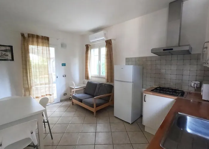 Casaisoladelba Immersa Nel A 80mt Dalla *