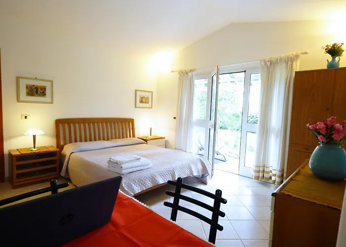 Casaisoladelba Immersa Nel A 80mt Dalla * Lacona