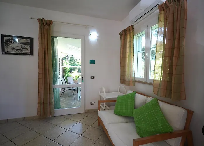 Casaisoladelba Immersa Nel A 80mt Dalla Appartamento Lacona